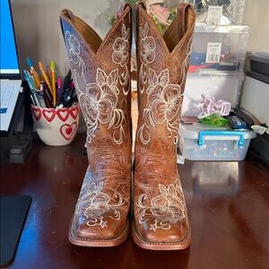 Shyanne Brown Floral Embroidered Heeled Boots